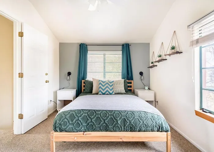 Vibrant 2br Dt Living, Stylish & Serene * Tucson