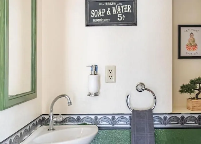 Apartamento Vibrant 2br Dt Living, Stylish & Serene