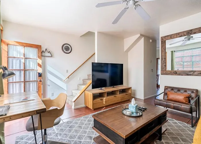 Vibrant 2br Dt Living, Stylish & Serene * Tucson